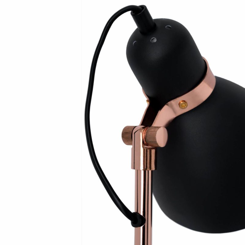 Lampe sur Pied en Metal ISSUS, détail du dos de l'abat-jour