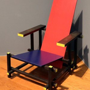 La chaise Red and Blue, ou chaise Rietveld - 1917